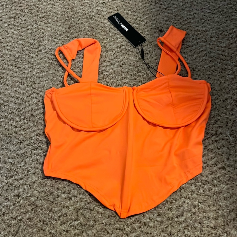 Medium orange fashion nova top